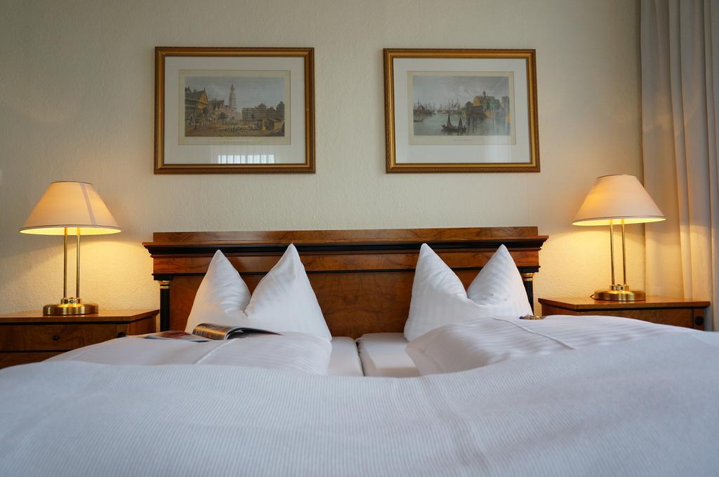 Hotel Goldener Anker โบเดนแวร์เดอร์ ห้อง รูปภาพ