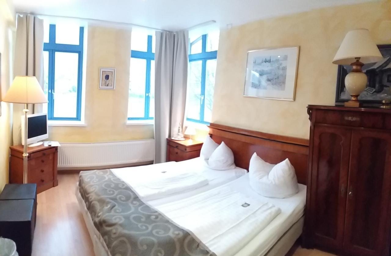 Hotel Goldener Anker โบเดนแวร์เดอร์ ภายนอก รูปภาพ